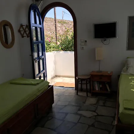 Сasa de vacaciones Small For A Family Or Two Couples Very Close To The Sea With Awesome View *